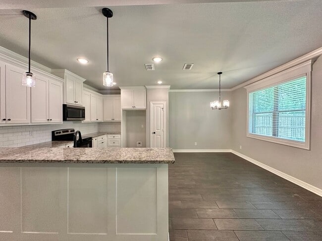 Building Photo - Almost Ready! Gorgeous 3 Bedroom 2 Bath in Nolan Farms Community in Winona!