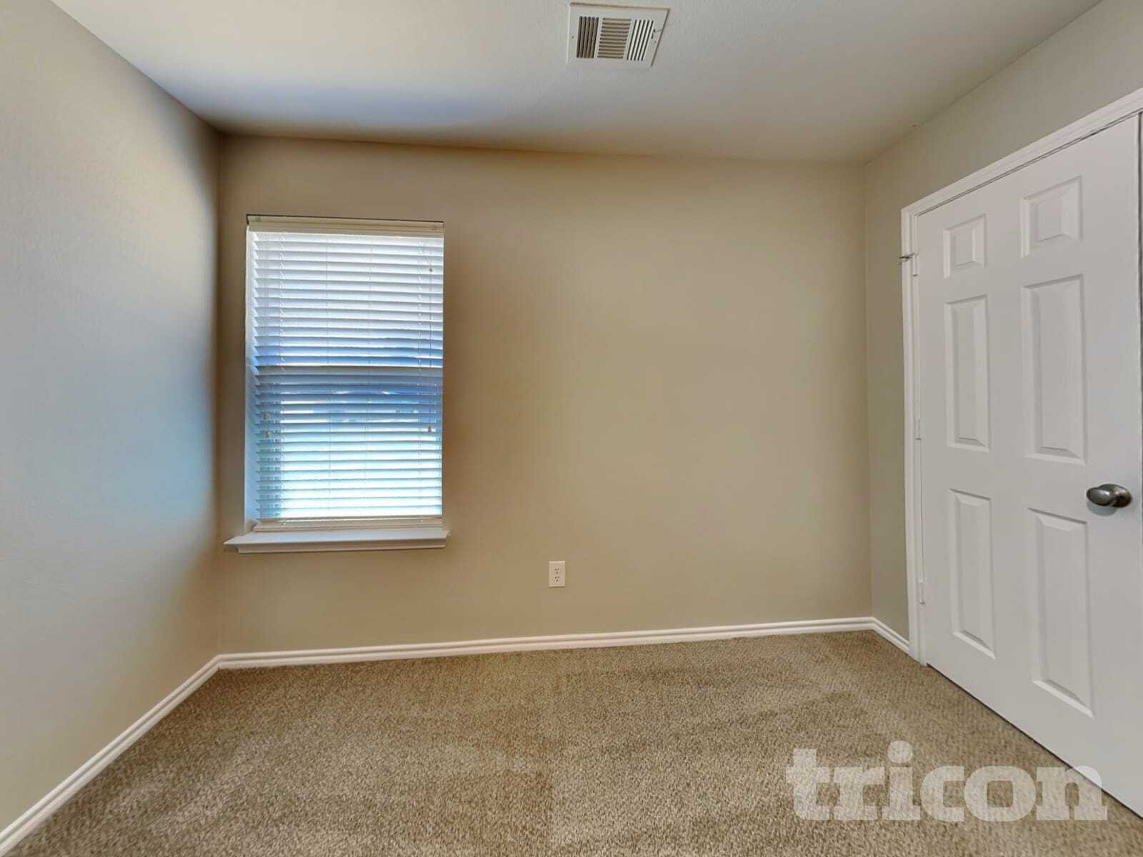 Building Photo - 116 Independence Tr