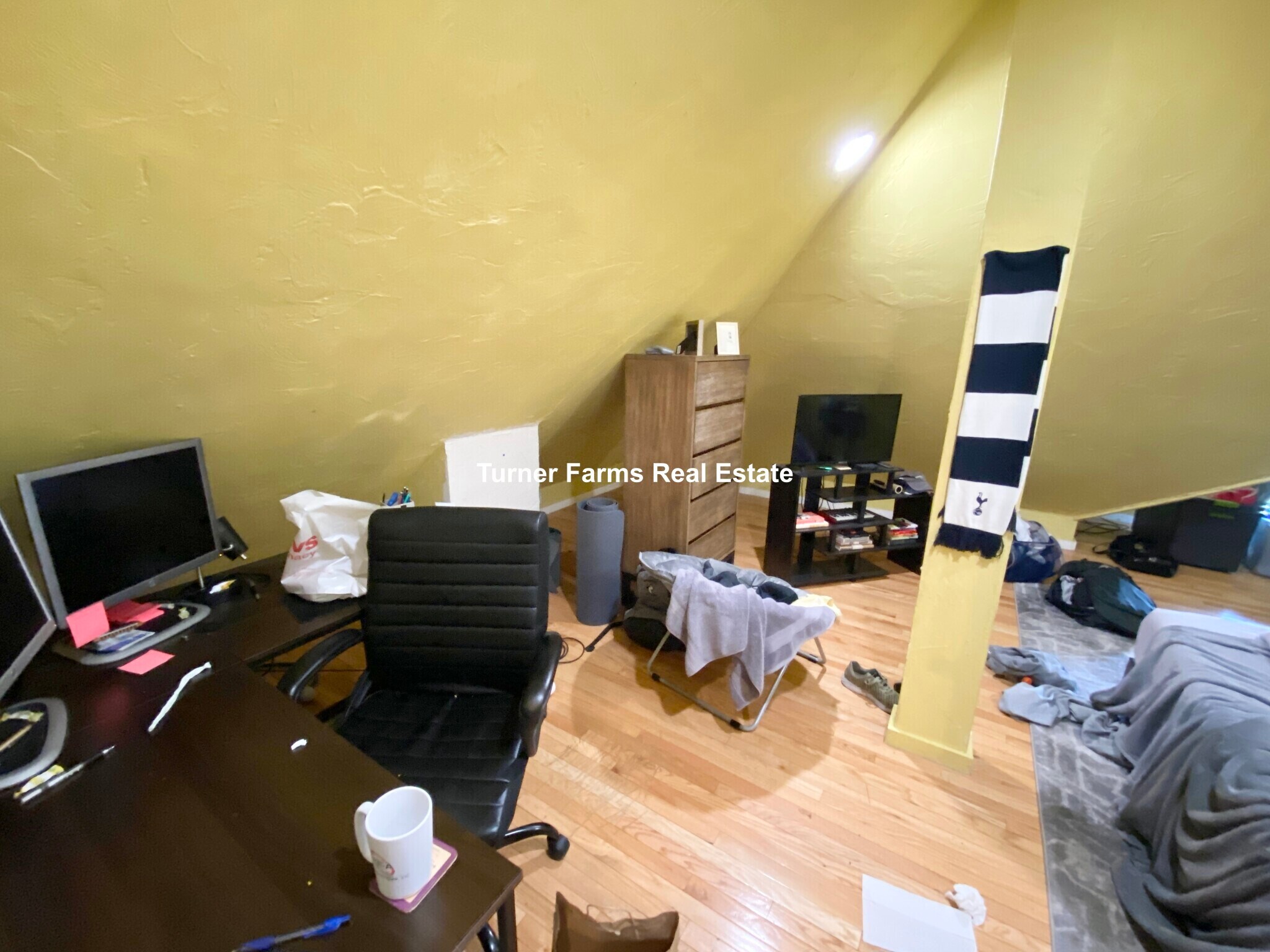 Building Photo - 45 Cherokee St