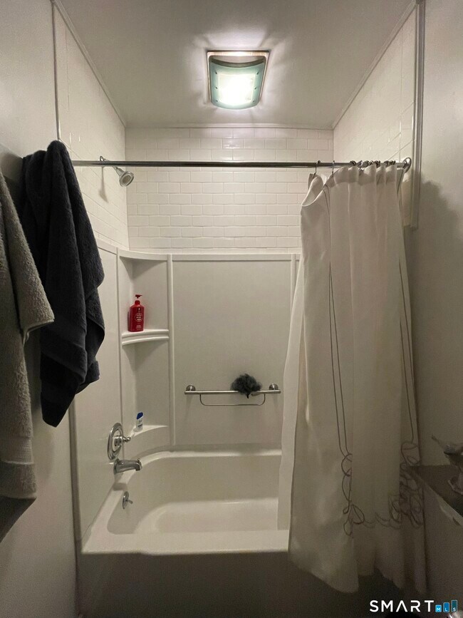 Building Photo - 134 Washington Ave