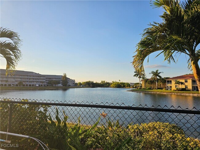 Building Photo - 4104 Bellasol Cir