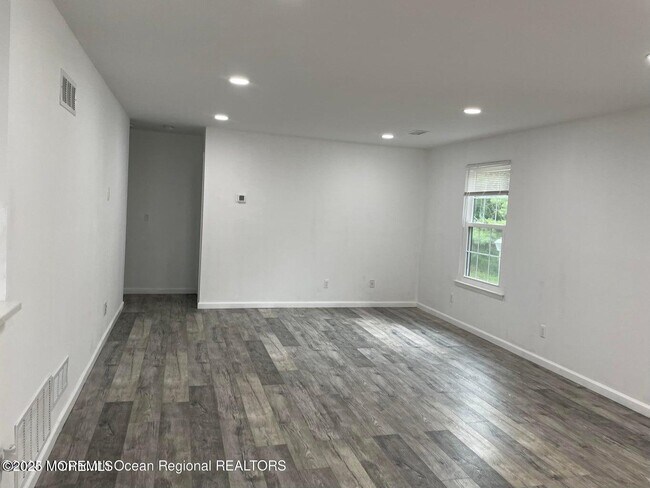 Building Photo - 21 Augusta Ct
