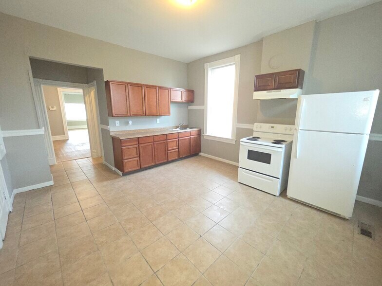 Building Photo - 3511 Osage St