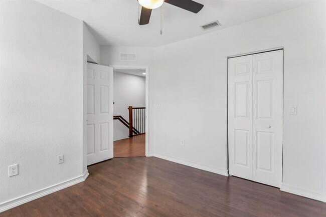 Building Photo - 12600 SW 50th Ct