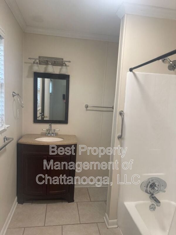 Building Photo - 5131 Winding Ln