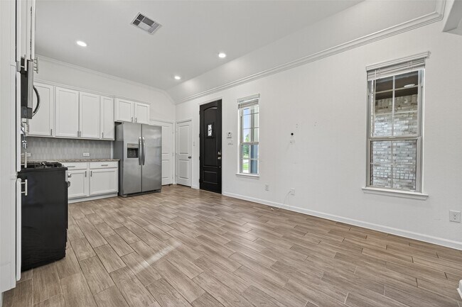 Building Photo - 9626 Dancing Grass Dr