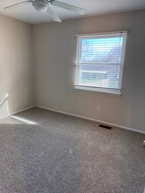 Building Photo - 622 Yale Blvd