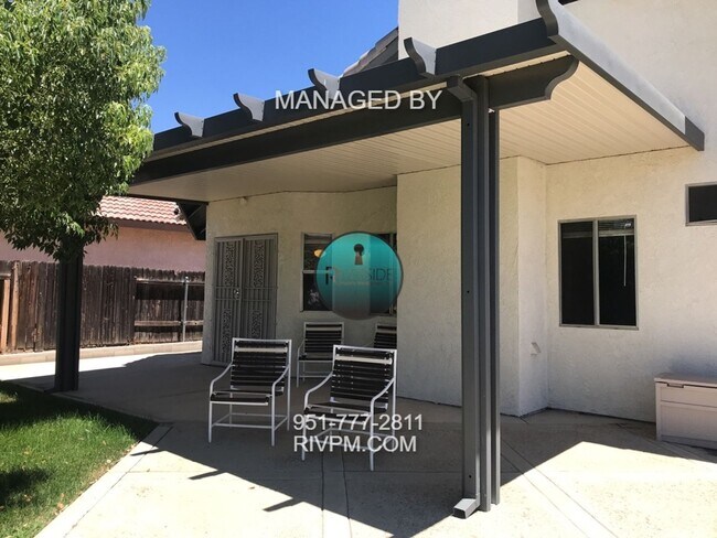 Building Photo - Stunning 2-Bedroom Moreno Valley Home – Yo...