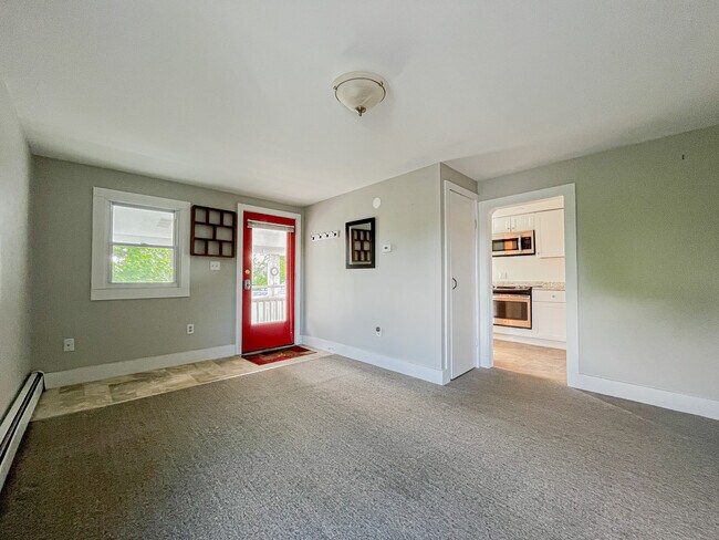 Building Photo - 50 State St