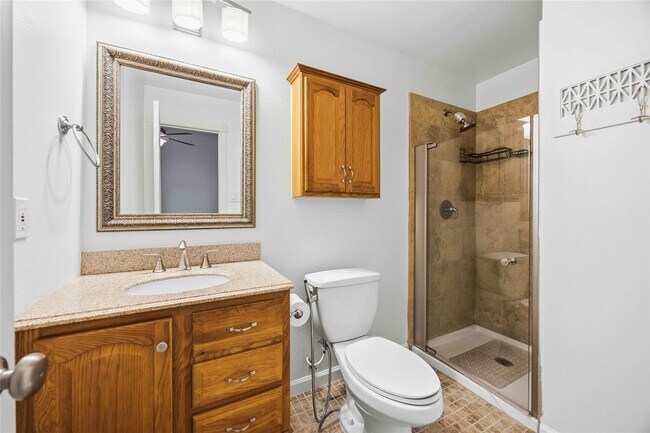 Building Photo - 2100 Commonwealth St