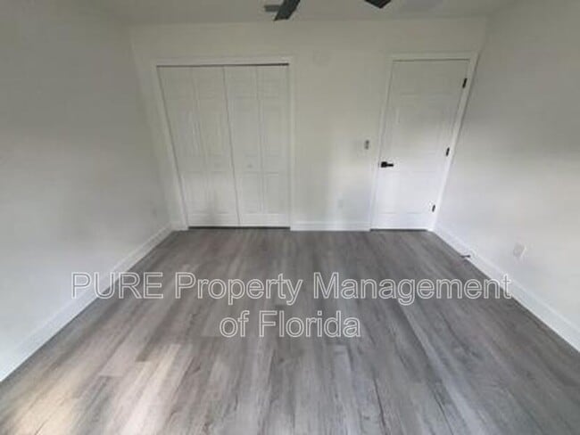 Building Photo - 5787 NW 62nd Ave