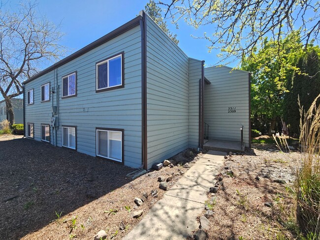 Building Photo - 2309 E 29th Ave