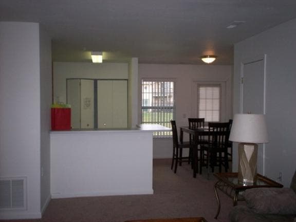 Building Photo - 13646 Cascade Dr