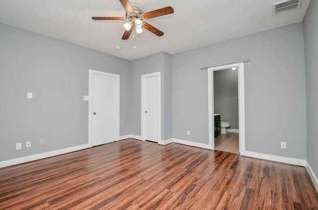 Building Photo - 11924 Prior Park Dr