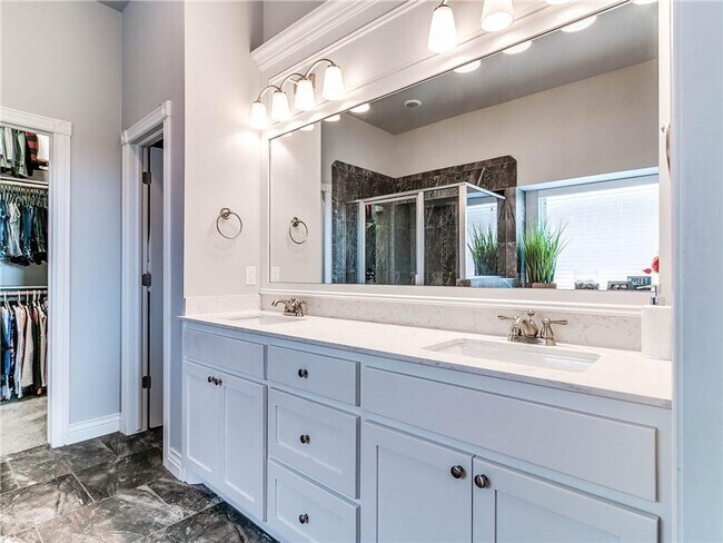 Building Photo - Beautiful home + Deer Creek Schools + 4 bedroom + 2.5 bathrooms