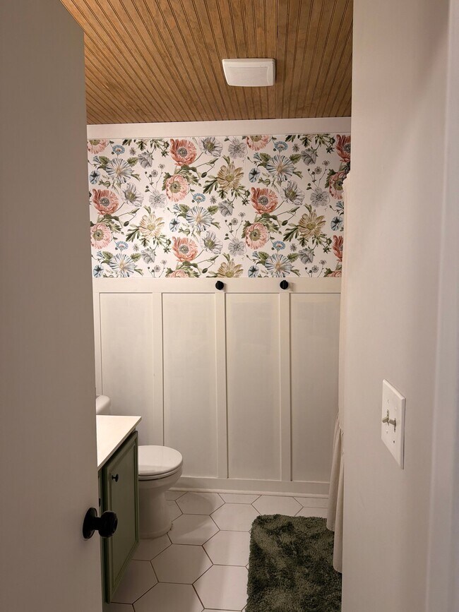 Building Photo - 5407 Golden Needle Dr