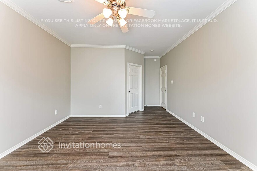 Building Photo - 1403 W 26th St