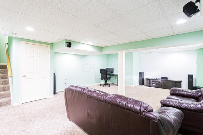 Building Photo - 5830 Prospect Ln