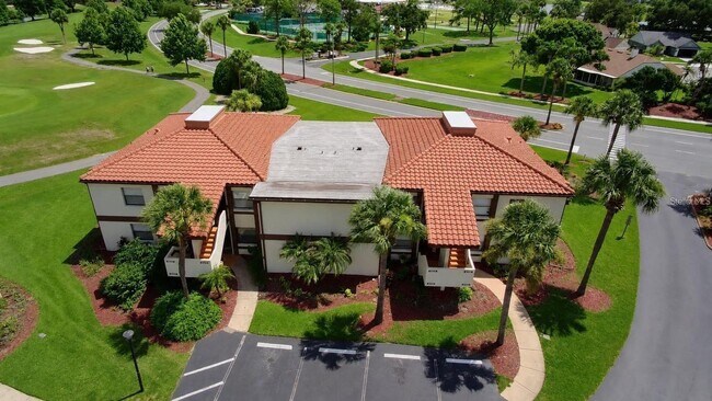 Building Photo - 6062 Willowpointe Cir