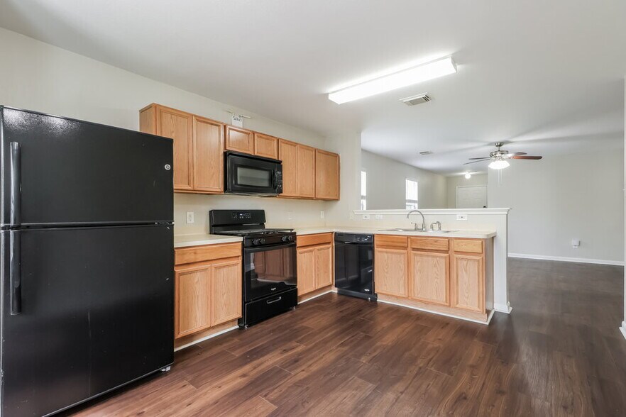 Building Photo - 21030 Brannon Hill Ln