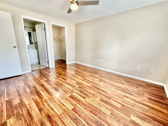 Building Photo - 123 Loblolly Ct