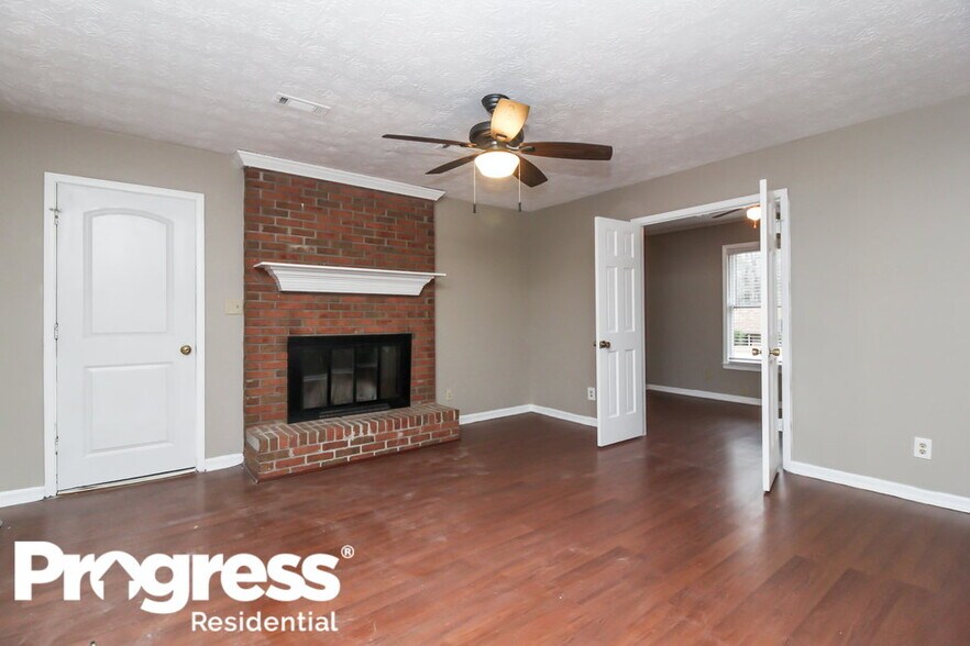 Building Photo - 505 Planceer Pl