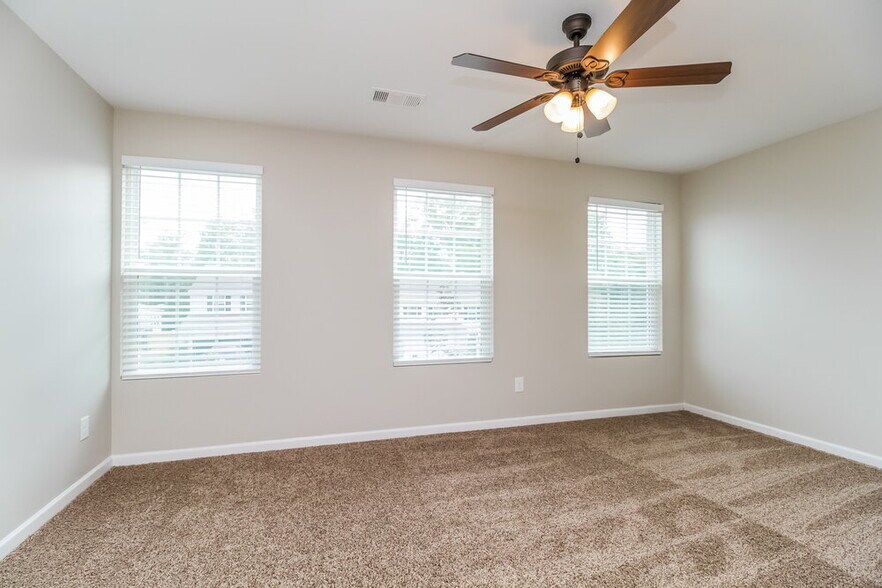 Building Photo - 4004 Alicia Ln