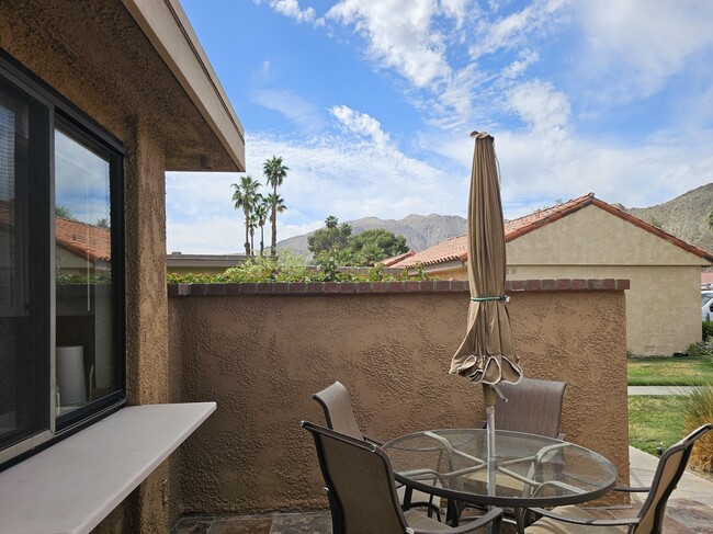 Building Photo - 101 La Cerra Dr