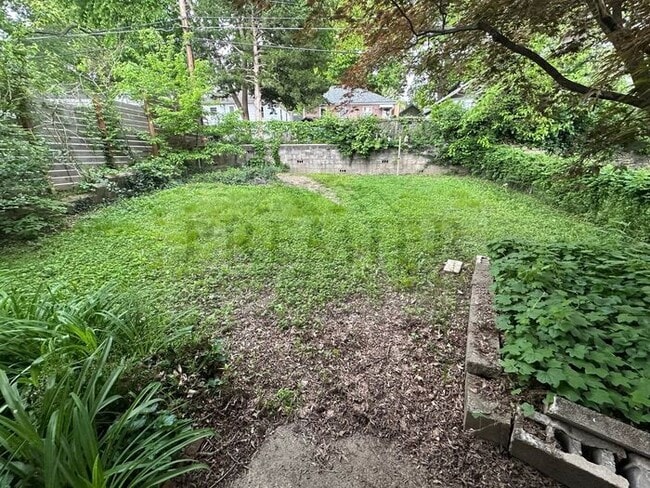Building Photo - 4534 Mercier St