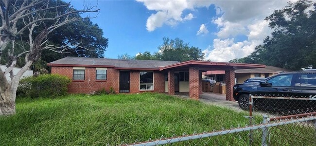 Building Photo - 10704 N 15th St