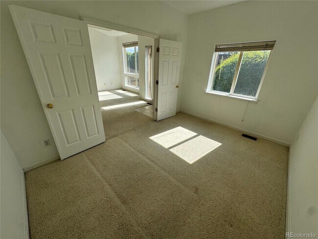 Building Photo - 4505 S Auckland Ct