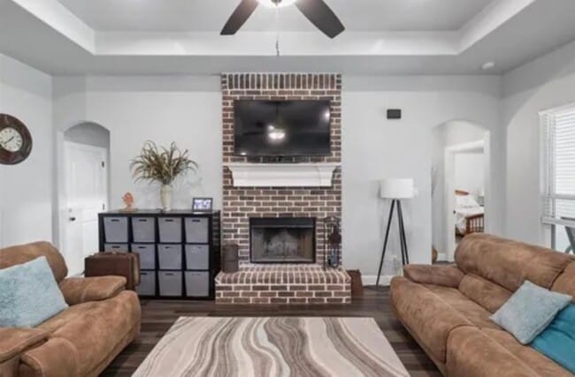 Building Photo - 1418 Cheyenne Trail