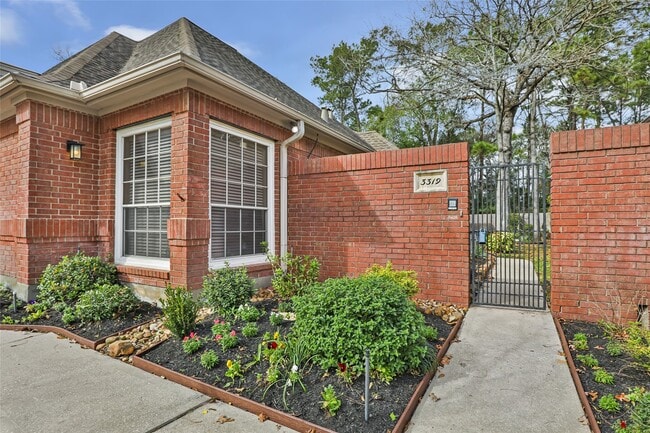 Building Photo - 3319 Hickory Brook Ln