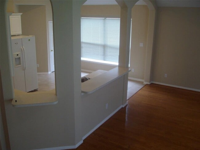 Building Photo - 14906 White Forge Ln