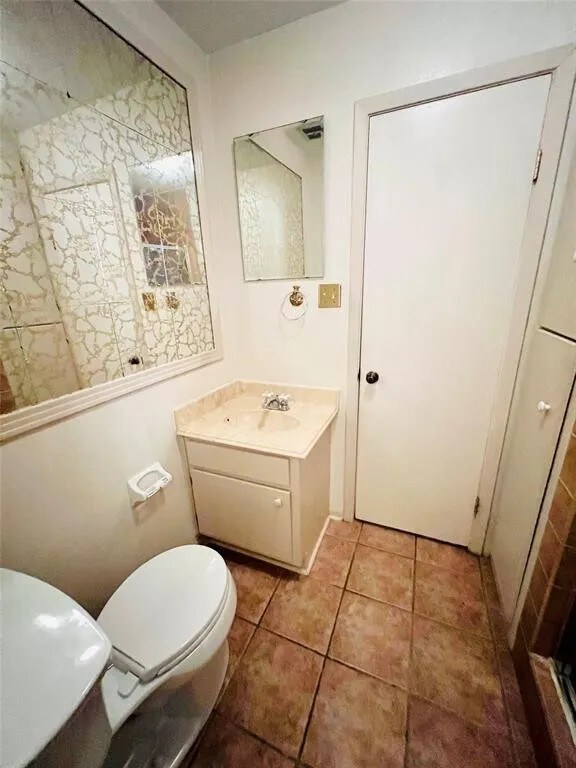 Building Photo - 7014 Woodfern Dr