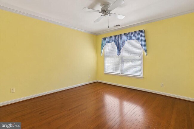 Building Photo - 4804 Leighfield Valley Dr