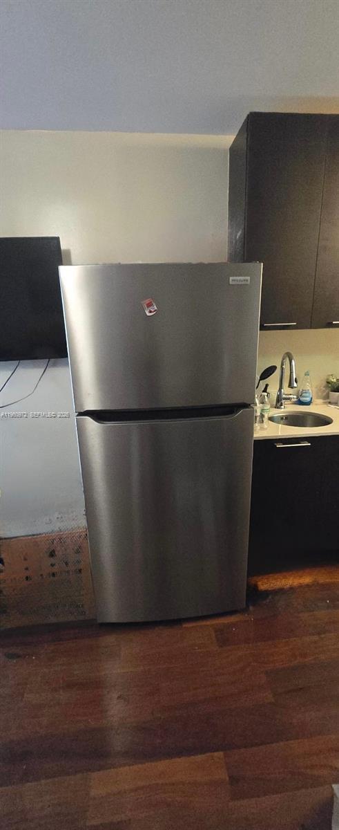 Building Photo - 1560 Pennsylvania Ave