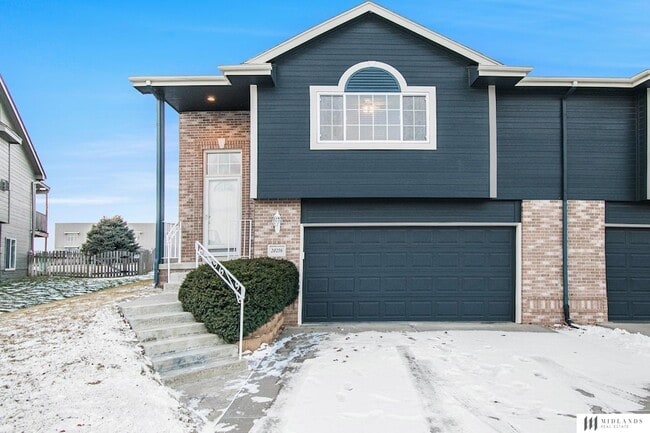 Building Photo - 20216 B St