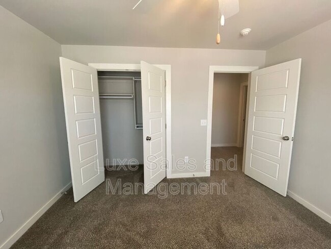 Building Photo - 2124 Camino Del Plaza Ln