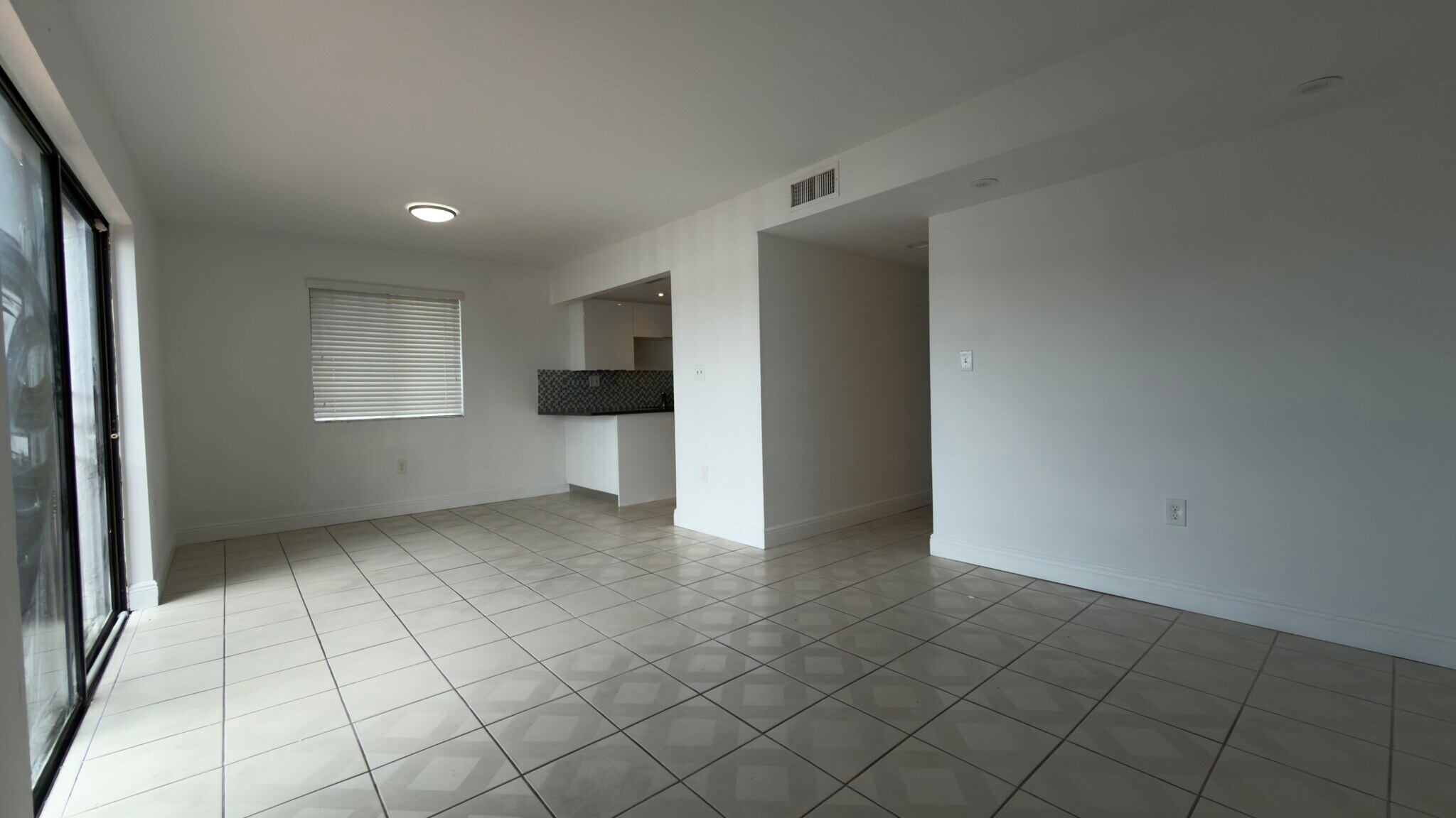 Building Photo - 341 NW 109th Ave