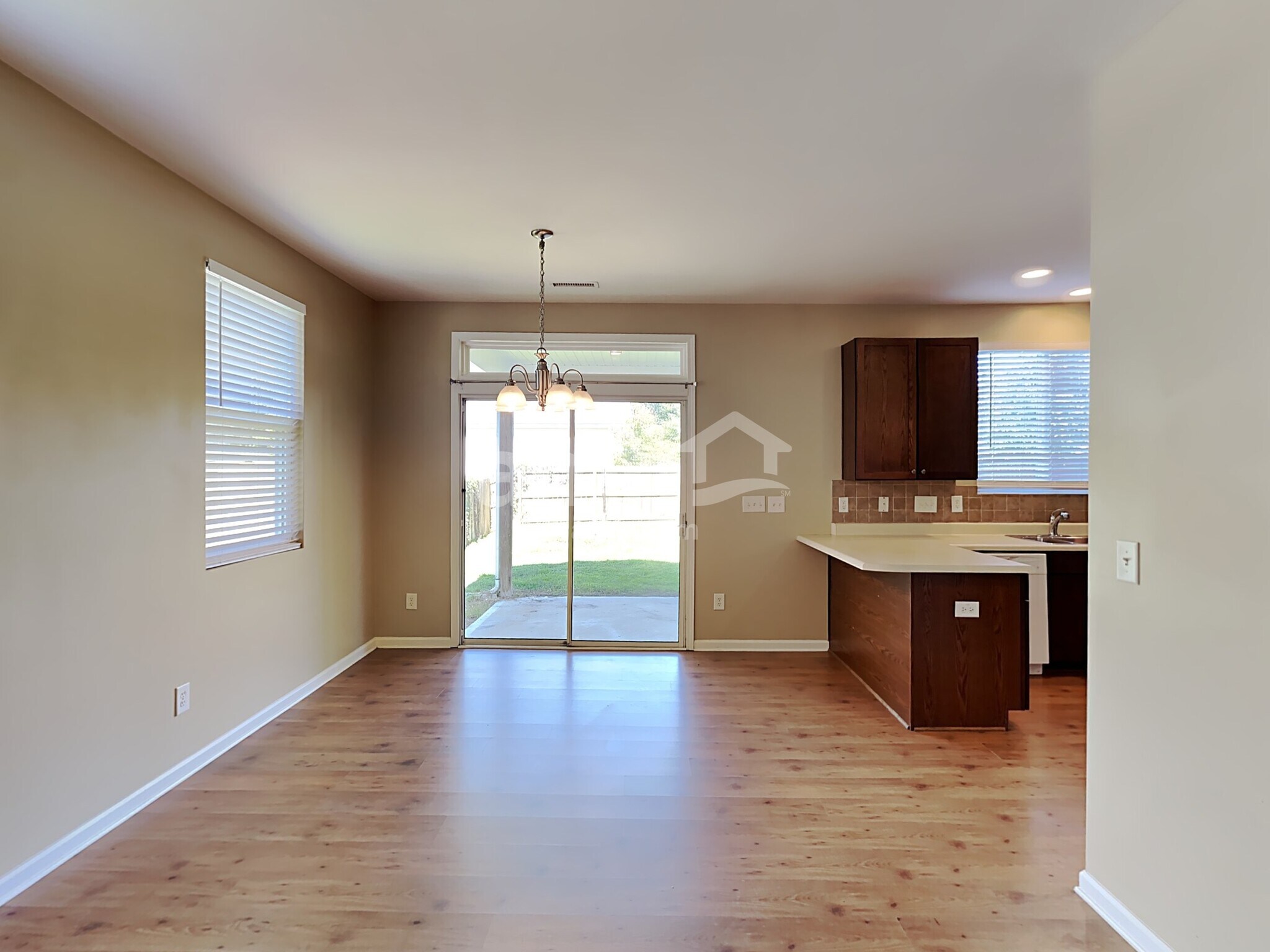 Building Photo - 148 Bellfare Dr