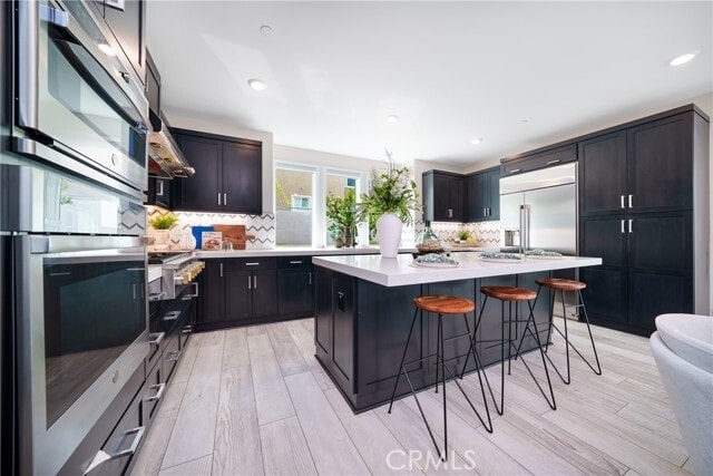 Building Photo - 130 Chorus