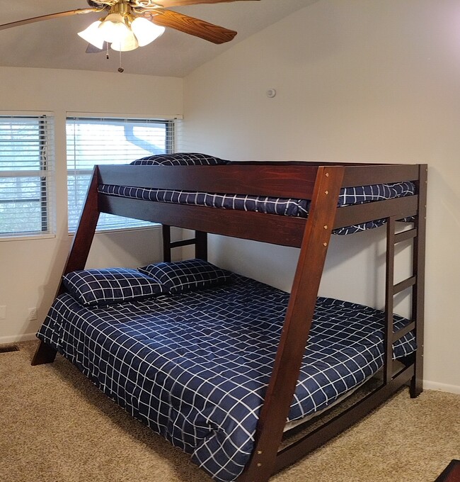 Third Bedroom - Bunked Beds - Twin and Full, Smart TV, Ceiling Fan, Closet - 2319 Colony Dr SW