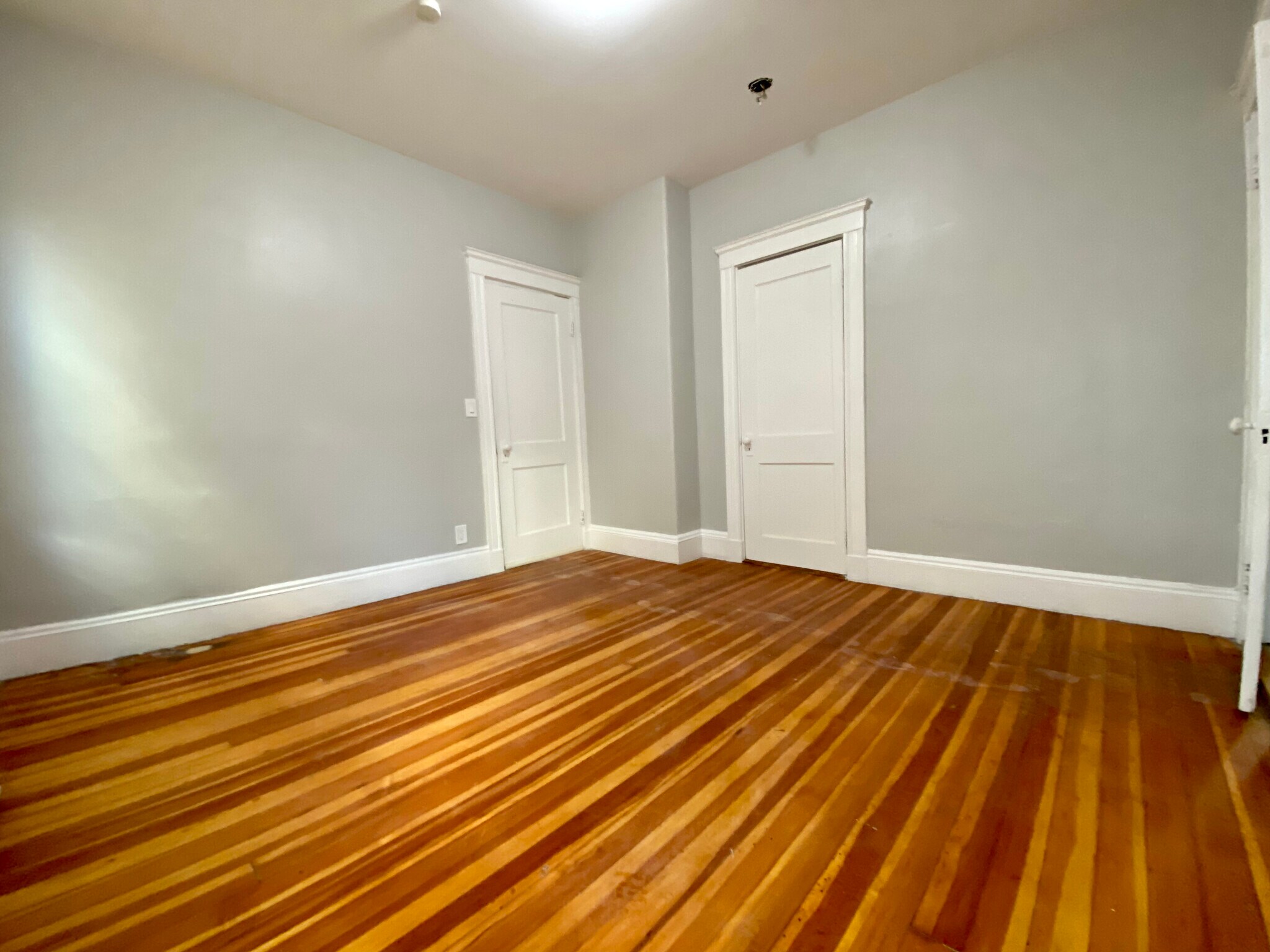 Building Photo - 14 Belknap St