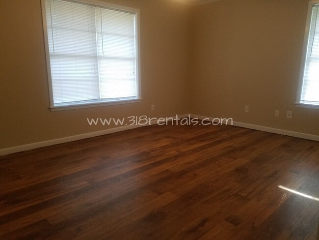 Building Photo - 9291 Savanna Dr