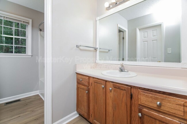 Building Photo - 1021 Amber Acres Ln