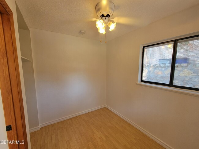 Building Photo - 6836 Orizaba Ave