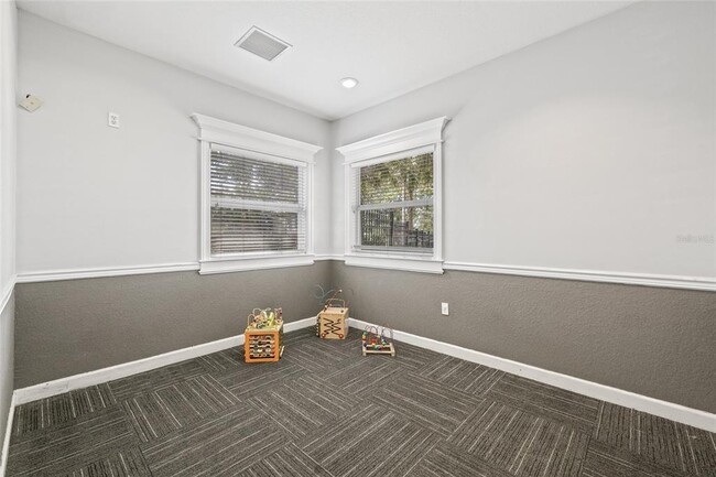 Building Photo - 5513 Legacy Crescent Pl