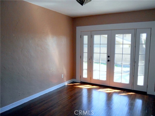 Building Photo - 5122 N Glendora Ave