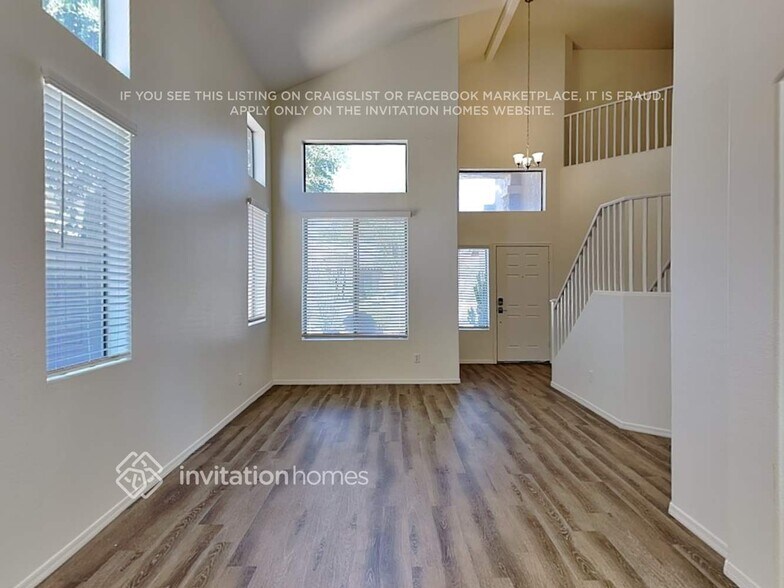 Building Photo - 2903 E Indian Wells Pl
